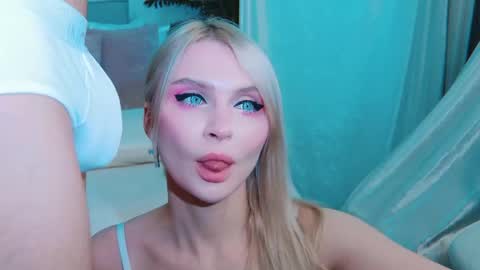 Lina and Den online show from 2, 6, 2026