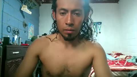 Snapshot of rockylittle10 chatting on 31, 10, 2025 rockylittle10 online show from 31, 10, 2025