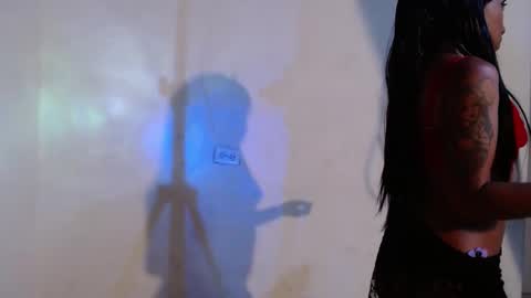 Snapshot of rocxan_gilverth chatting on 22, 10, 2025 rocxy online show from 22, 10, 2025