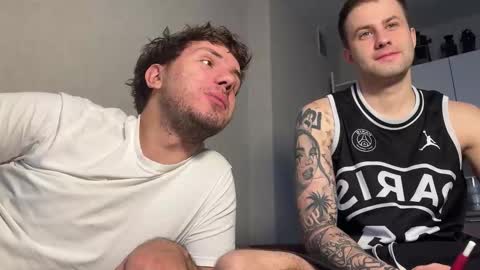 Snapshot of rodrigoveira chatting on 6, 11, 2025 Rodrigo online show from 6, 11, 2025