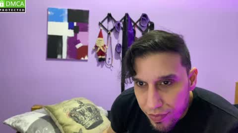 Thiago independent model online show from 20, 12, 2024