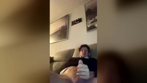 rogerbenid81 online show from 8, 2, 2026