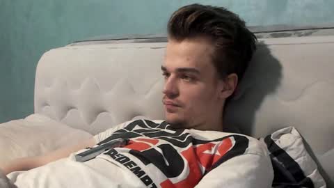 taylor fox online show from 13, 1, 2026