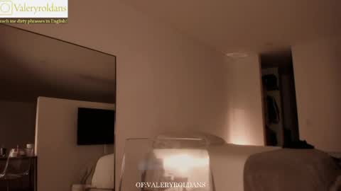Snapshot of roldansvalery chatting on 1, 5, 2026 Valery Roldans online show from 1, 5, 2026
