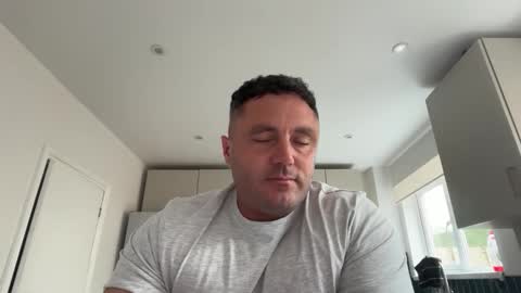 rolover899 online show from 17, 4, 2026