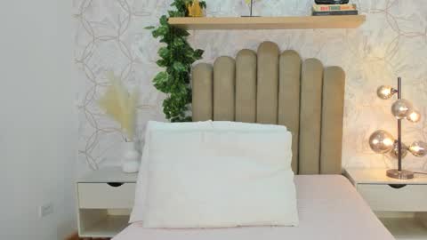   online show from 29, 10, 2025