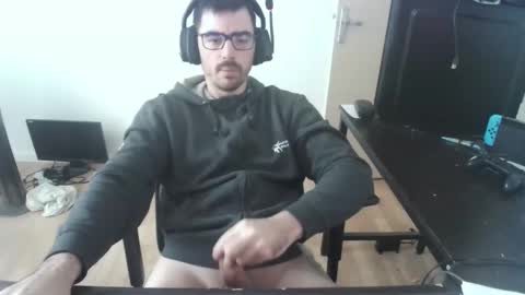 Snapshot of romainb72 chatting on 4, 12, 2024 romainb72 online show from 4, 12, 2024