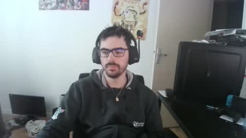 Snapshot of romainb72 chatting on 16, 12, 2024 romainb72 online show from 16, 12, 2024