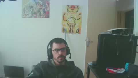 Snapshot of romainb72 chatting on 10, 3, 2025 romainb72 online show from 10, 3, 2025