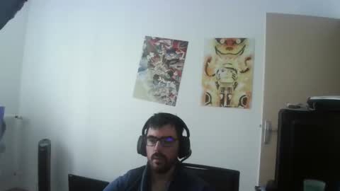 Snapshot of romainb72 chatting on 11, 9, 2025 romainb72 online show from 11, 9, 2025