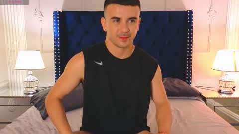   online show from 18, 10, 2025