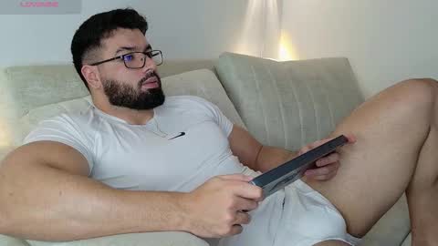 Roman Lux online show from 20, 10, 2025