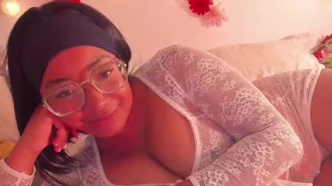 Snapshot of romantic_stargirl chatting on 1, 3, 2026 Is A Belle online show from 1, 3, 2026