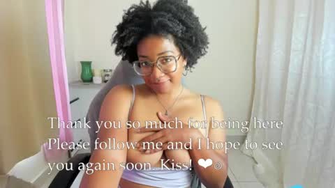 Snapshot of romantic_stargirl chatting on 22, 6, 2026 Is A Belle online show from 22, 6, 2026