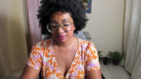 Snapshot of romantic_stargirl chatting on 8, 7, 2026 Is A Belle online show from 8, 7, 2026