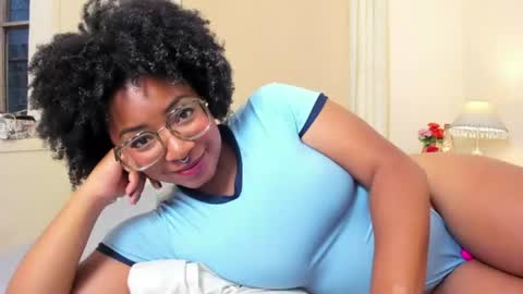 Snapshot of romantic_stargirl chatting on 3, 8, 2026 Is A Belle online show from 3, 8, 2026