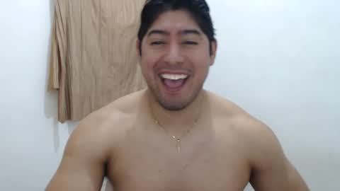 Snapshot of romeo_myroom chatting on 26, 1, 2025 Romeos Room online show from 26, 1, 2025