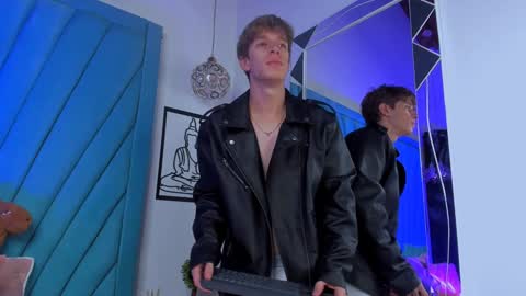 Snapshot of romeo_ricci1 chatting on 17, 1, 2025 Romeo Ricci online show from 17, 1, 2025