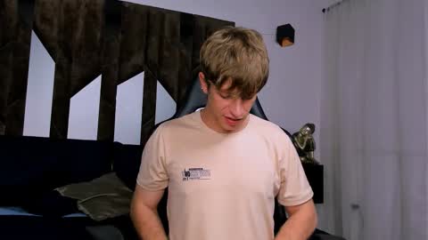 Romeo Ricci online show from 8, 1, 2026