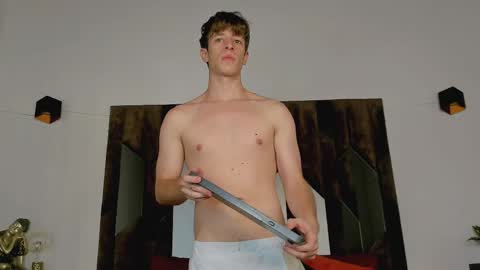 Snapshot of romeo_ricci1 chatting on 27, 5, 2026 Romeo Ricci online show from 27, 5, 2026
