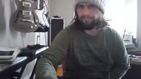 Snapshot of ronniejohnston13 chatting on 16, 12, 2025 ronniejohnston13 online show from 16, 12, 2025