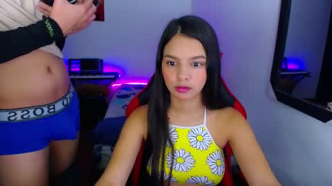  MIA AND PAUL online show from 10, 11, 2025