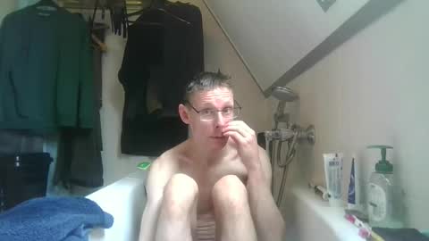 Snapshot of rororober chatting on 17, 2, 2026 rororober online show from 17, 2, 2026