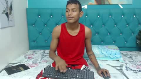 Snapshot of rory_castro chatting on 18, 9, 2025 RORY CASTRO online show from 18, 9, 2025