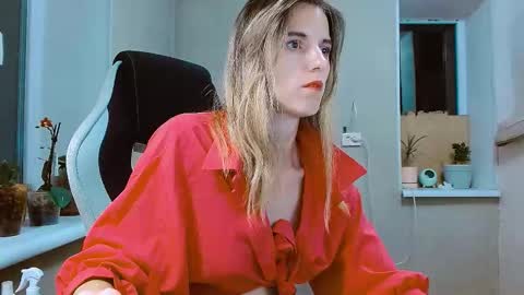 rosa843850 online show from 13, 9, 2025