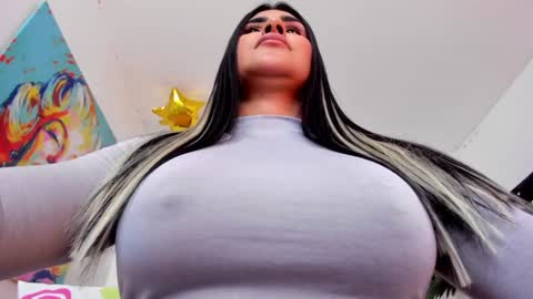 Snapshot of rosalia_04 chatting on 7, 1, 2025 ROSALIA insta rosalia 10hoot online show from 7, 1, 2025