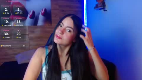 Snapshot of rosaliea chatting on 23, 5, 2026 R O S A L I A online show from 23, 5, 2026