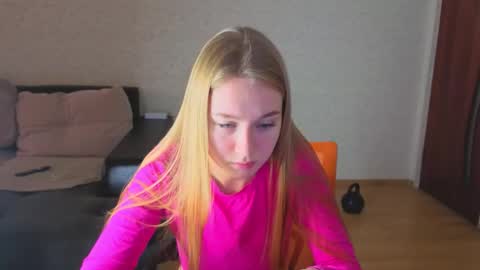 rosalina online show from 28, 11, 2025