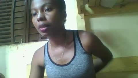 Snapshot of rosalinda933 chatting on 26, 2, 2026 Rosalinda online show from 26, 2, 2026