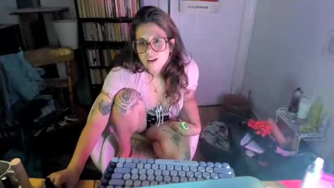 rose257044 online show from 19, 9, 2025