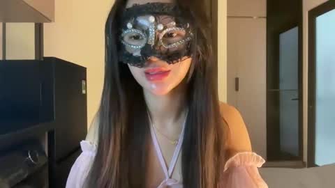Snapshot of rose_ah chatting on 21, 4, 2026 rose_ah online show from 21, 4, 2026