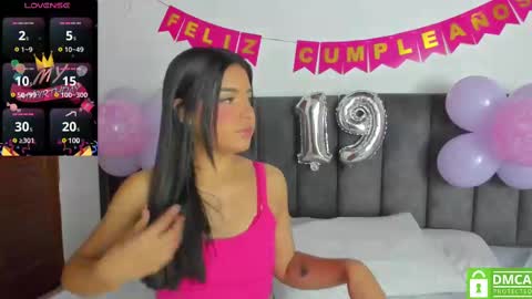 Snapshot of rose_evans__ chatting on 11, 3, 2025 Rose online show from 11, 3, 2025