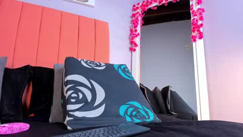 Snapshot of rose_thompson19 chatting on 30, 5, 2026 Rosse online show from 30, 5, 2026