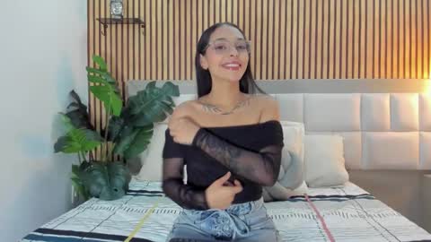 Snapshot of roseaurora chatting on 12, 2, 2026 roseaurora online show from 12, 2, 2026