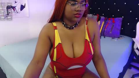 Your girl Rose  6k of followers online show from 31, 10, 2025