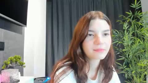 Snapshot of roseblanche2k chatting on 3, 8, 2026 Florin online show from 3, 8, 2026