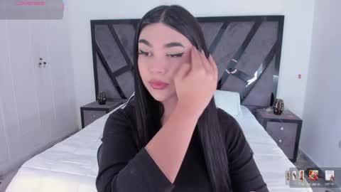 Snapshot of rosecassie chatting on 21, 4, 2026 Rose online show from 21, 4, 2026