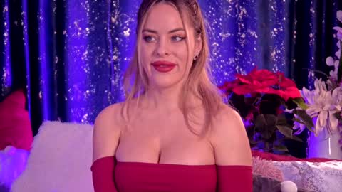 Snapshot of roseevansx chatting on 7, 12, 2024 Sonia online show from 7, 12, 2024