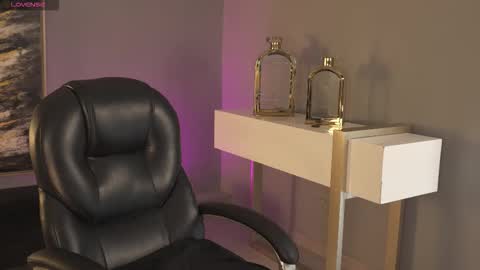 Rose  online show from 14, 10, 2025