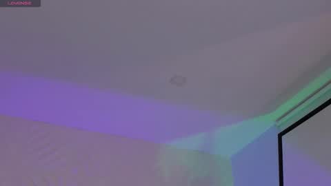 Rose  online show from 6, 11, 2025