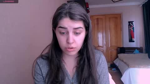 Snapshot of roselina_ chatting on 23, 12, 2024 Rose online show from 23, 12, 2024