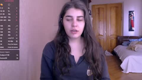 Snapshot of roselina_ chatting on 25, 12, 2024 Rose online show from 25, 12, 2024