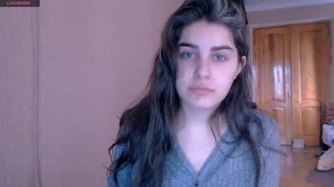 Snapshot of roselina_ chatting on 7, 1, 2025 Rose online show from 7, 1, 2025