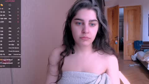 Snapshot of roselina_ chatting on 2, 2, 2025 Rose online show from 2, 2, 2025