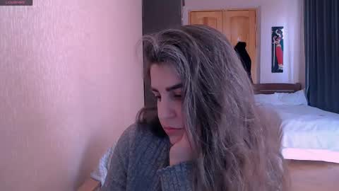 Snapshot of roselina_ chatting on 28, 2, 2025 Rose online show from 28, 2, 2025