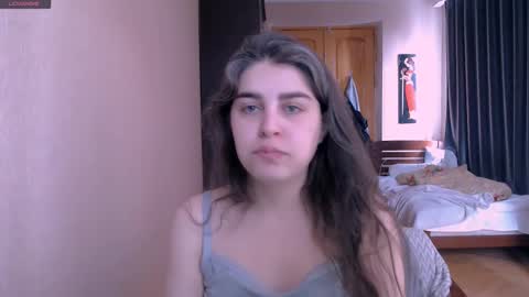 Snapshot of roselina_ chatting on 2, 3, 2025 Rose online show from 2, 3, 2025